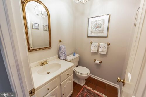 709 Malin Rd, Newtown Square PA  19073-2510 exterior