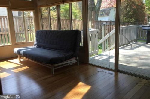 1838 Lusby Pl, Falls Church VA  22043-1028 exterior