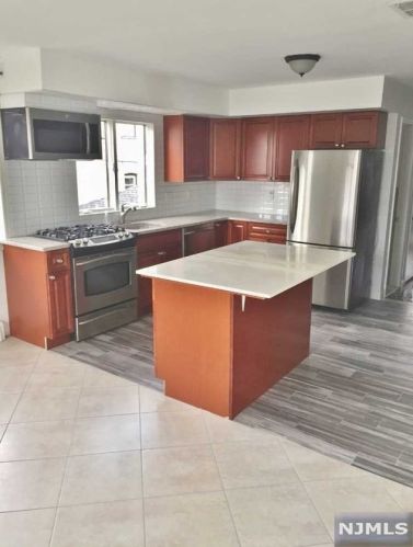 268 Morningside Ave, Cliffside Park NJ  07010-1407 exterior