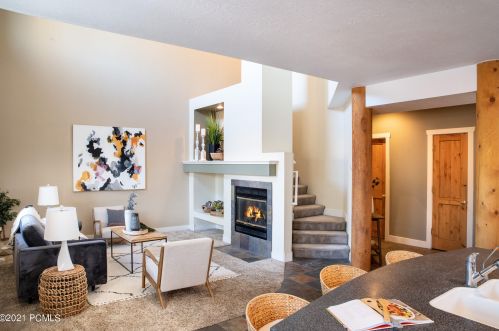 1034 Lincoln Ln, Park City, UT 84098-5408