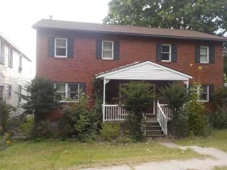 649 7 Ave, Troy NY  12182-2403 exterior