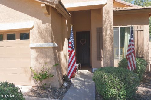 4454 Sundance Ct, Gilbert AZ 85297-9706 exterior
