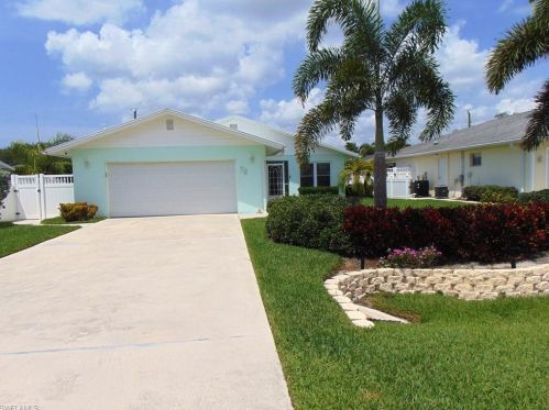79 3rd St, Bonita Springs, FL 34134-7322