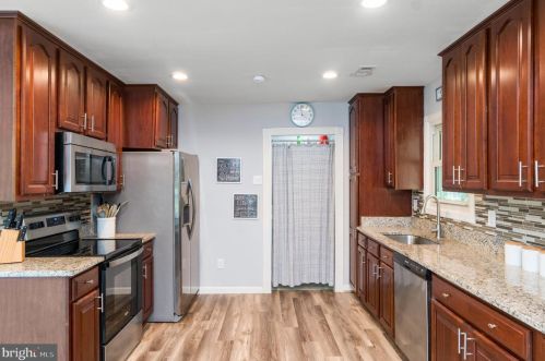 423 Stony Hill Rd, Fredericksburg VA  22406-4134 exterior