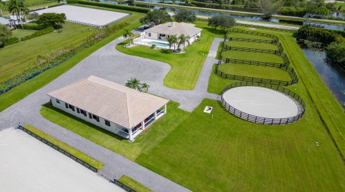 15380 46th Ln, West Palm Beach FL  33414-7452 exterior