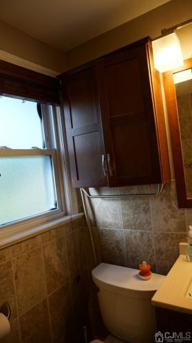 377 William St, Piscataway NJ 08854-6057 exterior