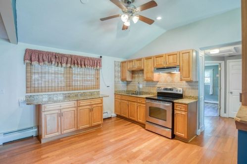 1146 Allen St, Springfield MA  01118-2530 exterior