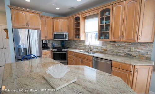 1707 Baltimore Ave, Lavallette NJ 08735-2402 exterior