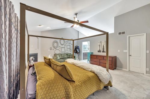 925 Riverwatch Dr, Covington, KY 41017-5323