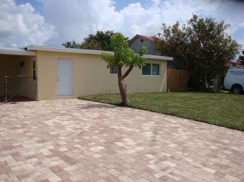 5689 Maypop Rd, West Palm Beach, FL 33415-6361