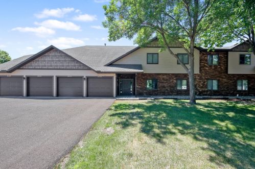 2030 Stockinger Dr, Saint Cloud, MN 56303-1242