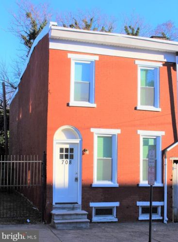 708 Monroe St, Wilmington, DE 19801-1333