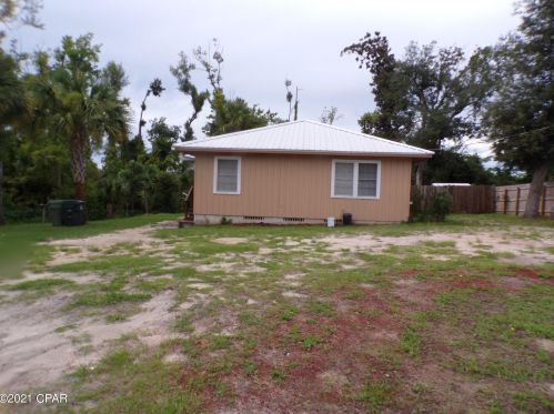 108 4th St, Lynn Haven FL  32444-1414 exterior
