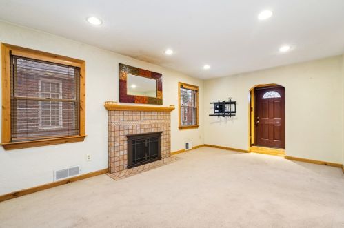 1554 Hawthorne St, Pittsburgh PA  15201-2046 exterior