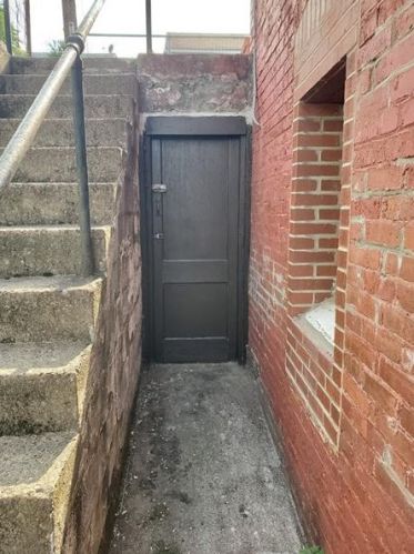 1206 Lower Meadow Ave, North Charleroi PA  15022-2034 exterior