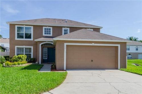 106 Spanish Hills Ct, Sanford, FL 32771-7775