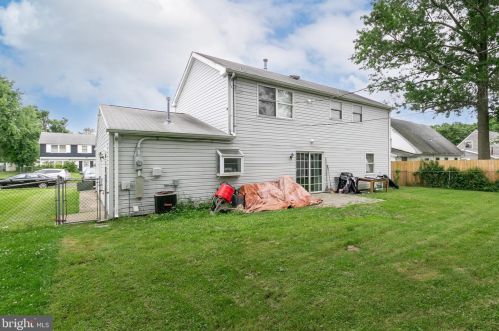 15 Harper Ln, Willingboro NJ  08046-1711 exterior