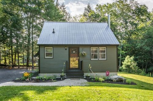 277 Ashby Rd, New Ipswich, NH 03071-3608