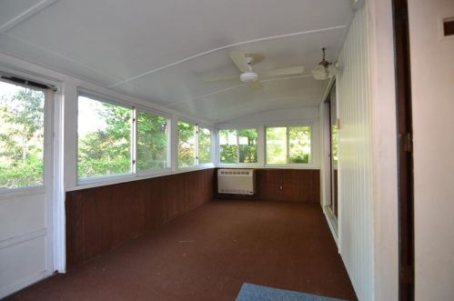 46 Peach Hl Ave, North Providence RI  02911-1924 exterior