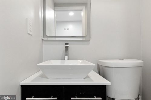 1229 Heald St, Wilmington DE  19802-5240 exterior