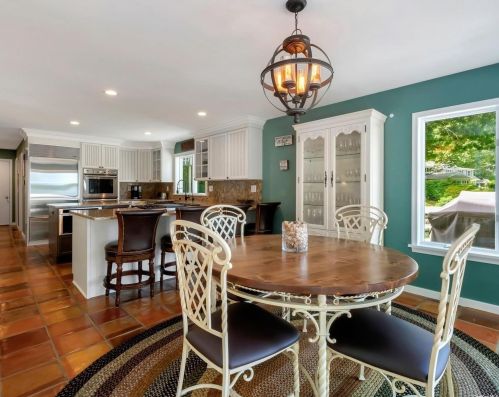 400 Windjammer Dr, Southold NY  11971-2217 exterior