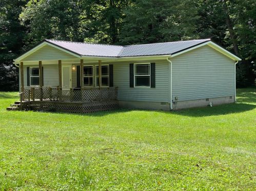 22139 Sams Creek Rd, Laurelville, OH 43135-9223