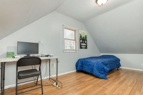 569 Beech St, Babylon NY  11703-1731 exterior