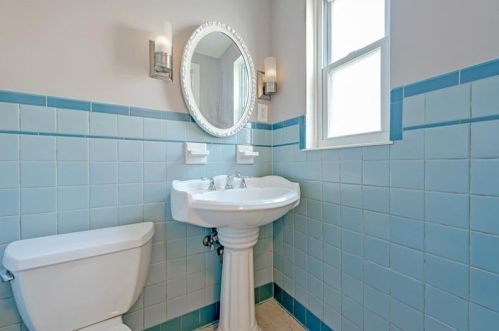 2921 Myer Blvd, Mckeesport PA  15132-5115 exterior