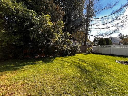 42 Elm St, Norwich CT  06351-2316 exterior