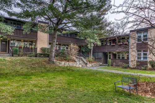 95 Wiltshire Rd, Scarsdale, NY 10583-4552