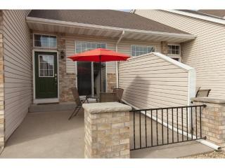 503 Spruce Dr, Hudson, WI 54016-1874