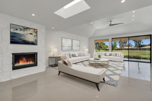 42 Majorca Dr, Rancho Mirage CA  92270-3823 exterior