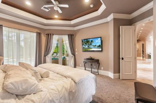 65 31 St, Naples FL 34117-3100 exterior