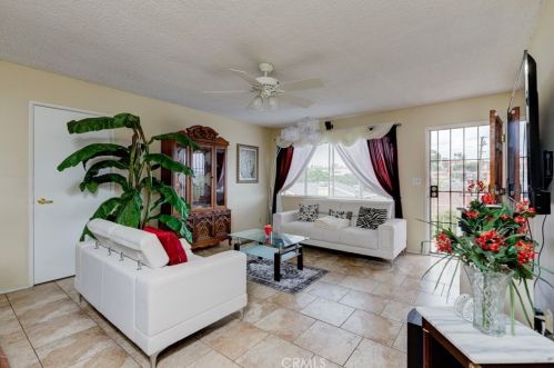 232 33rd Way, Long Beach, CA 90807-4403