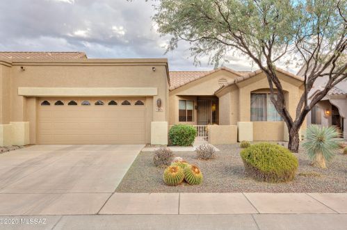 700 Cedar Bend Ave, Green Valley, AZ 85614-5983