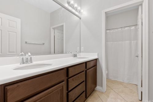 46346 Teton Trl, Temecula CA  92592-4139 exterior