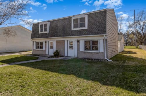 618 Shelby Pl, Hobart, IN 46342-2546