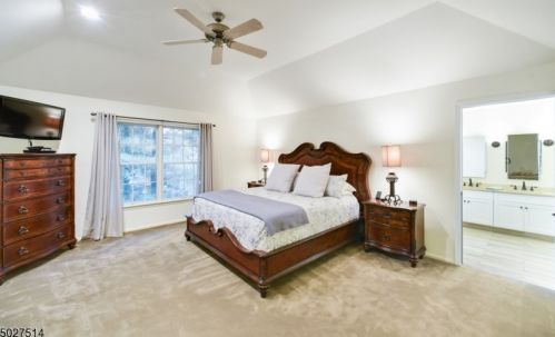 27 Twombly Ct, Morristown NJ  07960-5503 exterior