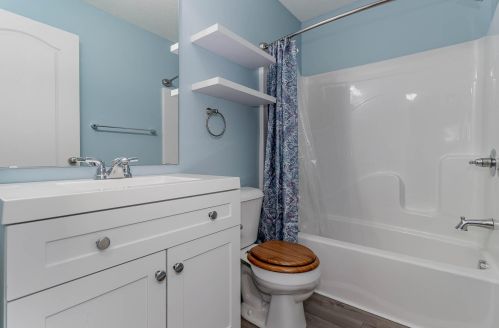 935 Shadowridge Dr, Covington KY  41018-4050 exterior