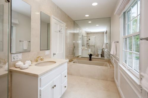 30 Brite Ave, Scarsdale NY  10583-2305 exterior