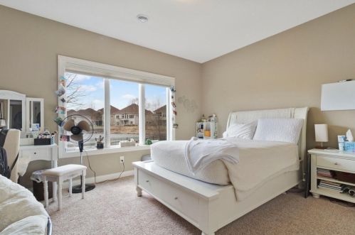 11856 Jamestown St, Minneapolis MN 55449-7526 exterior