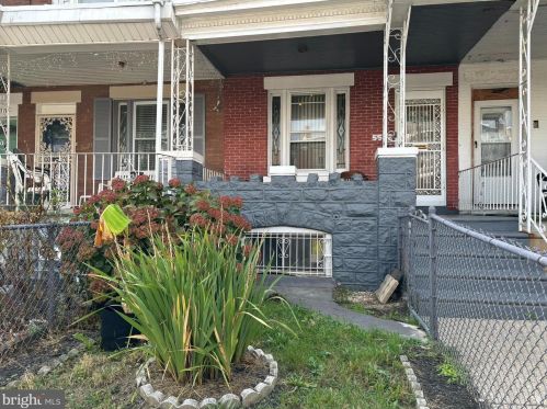 5522 Catharine St, Philadelphia, PA 19143-2512
