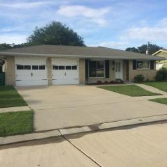 7009 Ithaca St, Metairie, LA 70003-3117