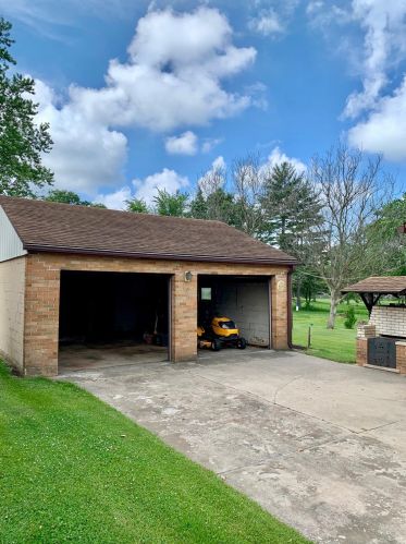 210 Berens St, Dyer IN  46311-2106 exterior