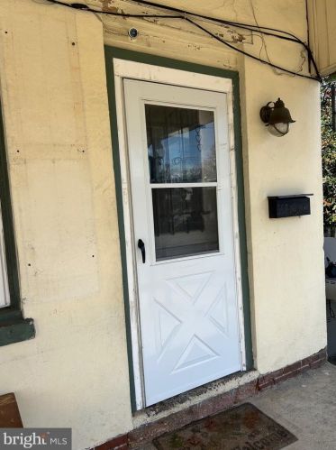 559 High St, Pottstown PA  19464-5677 exterior