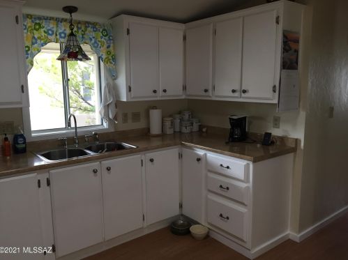 3581 Apricot Dr, Tucson, AZ 85741-3228