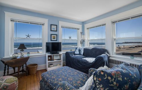 809 Ocean Blvd, Hampton NH  03842-3016 exterior