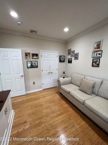 39 Riva Blvd, Bricktown NJ 08723-7983 exterior