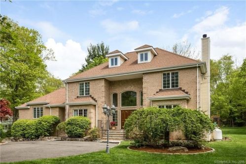 174 Old Kings Hwy, Wilton, CT 06897-3730