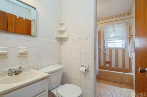 1313 Crown Ln, South Plainfield NJ  07080-2303 exterior